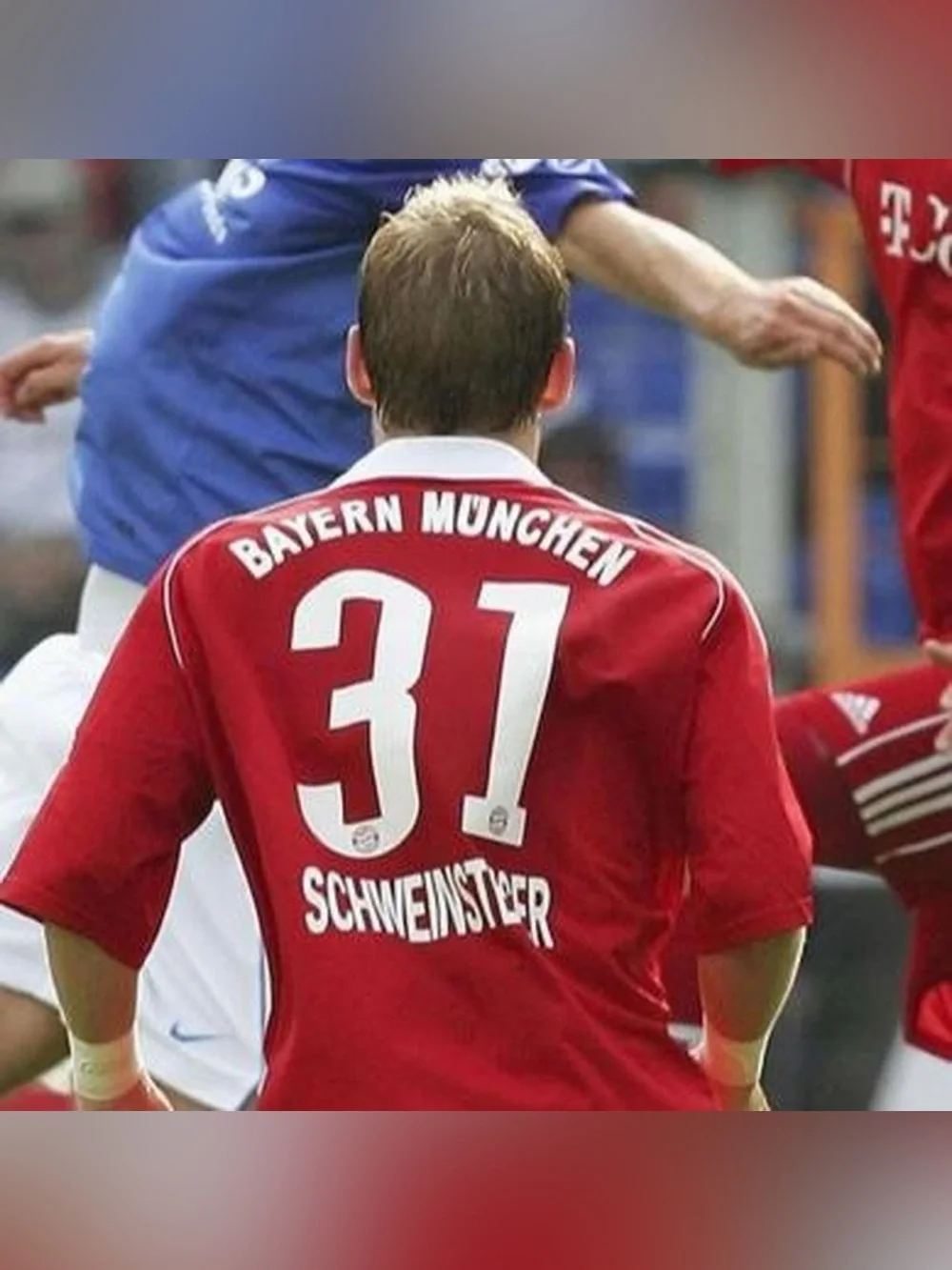 Bayern Munich Schweinsteiger 2005 06 home jersey